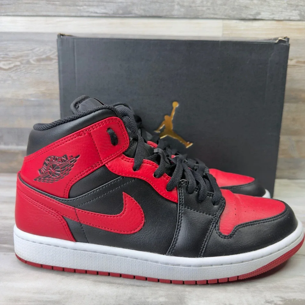 Nike Air Jordan 1 Mid Mens Size 10.5 Sneakers Banned Black Gym Red 554724-074